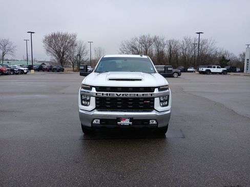 Used 2023 Chevrolet Silverado 2500 LT w/ Convenience Package image 2