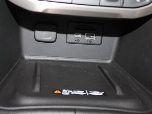 Used 2021 GMC Acadia Denali w/ Denali Technology Package FWD image 45