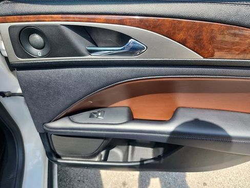 Used 2019 Lincoln MKZ Reserve AWD/4WD image 32
