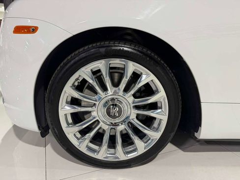 Used 2019 Rolls-Royce Dawn image 58