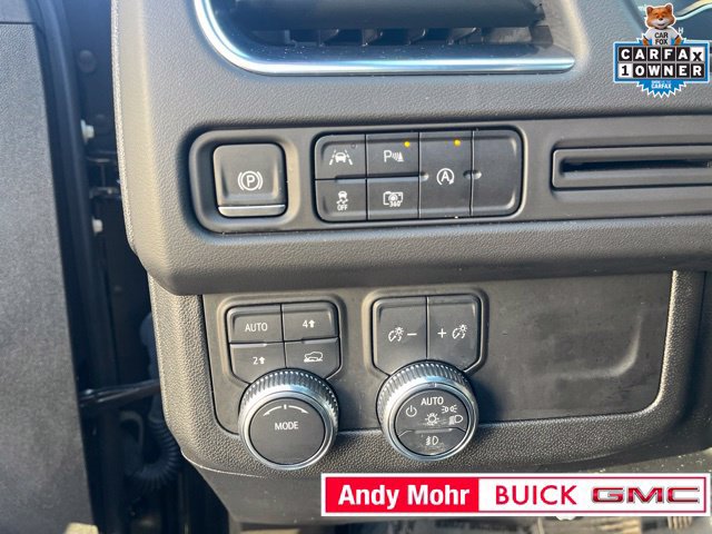 Used 2024 GMC Yukon SLT w/ SLT Premium Package AWD/4WD image 29