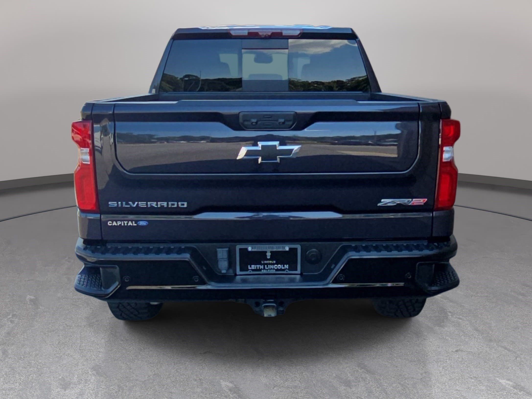 Used 2023 Chevrolet Silverado 1500 ZR2 w/ Technology Package AWD/4WD image 6