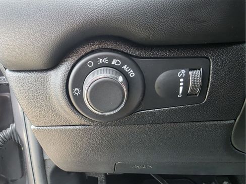 Used 2024 Dodge Durango GT image 21