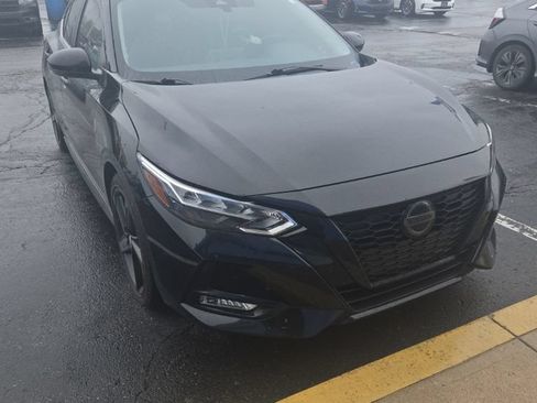 Used 2023 Nissan Sentra SR w/ Midnight Edition Package FWD image 6