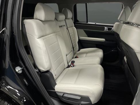 Used 2024 Hyundai Santa Fe Limited image 34