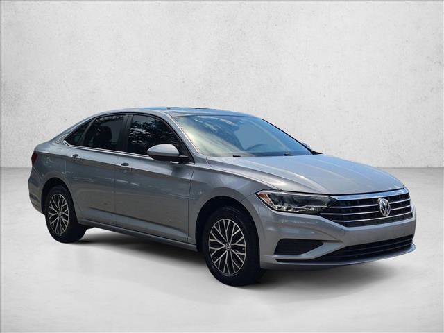 Used 2021 Volkswagen Jetta SE FWD image 3