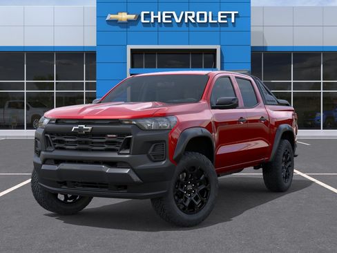 New 2026 Chevrolet Colorado Trail Boss w/ Midnight Edition AWD/4WD image 7
