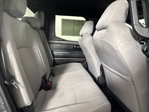 Used 2025 Toyota Tacoma SR5 AWD/4WD image 26