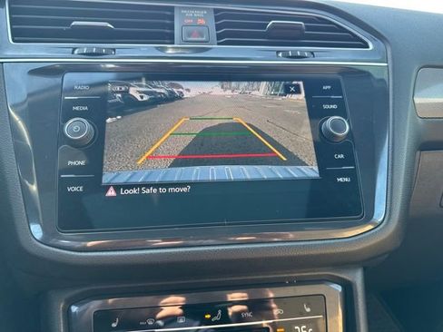 Certified 2024 Volkswagen Tiguan SE w/ Panoramic Sunroof Package image 26