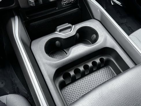 Used 2021 RAM 1500 Big Horn image 16