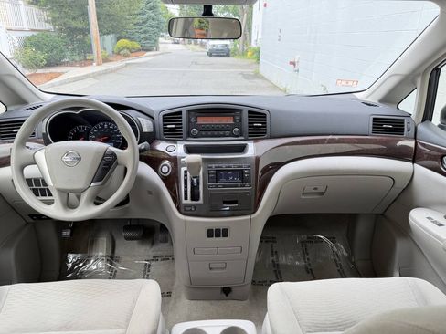 Used 2014 Nissan Quest S FWD image 23