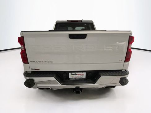 Used 2023 Chevrolet Silverado 1500 LT w/ Z71 Off-Road Package AWD/4WD image 6