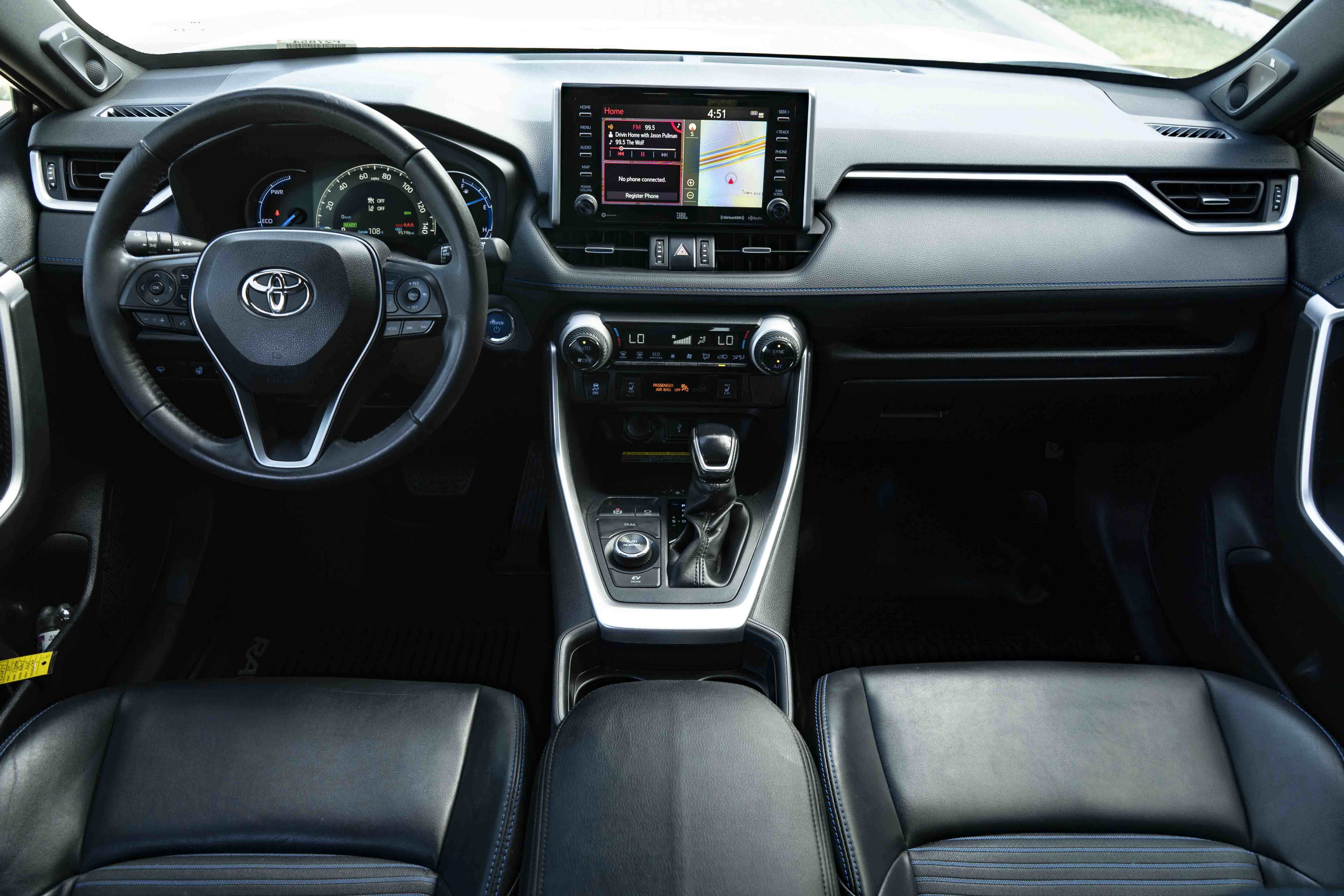 Used 2020 Toyota RAV4 XSE AWD/4WD image 25