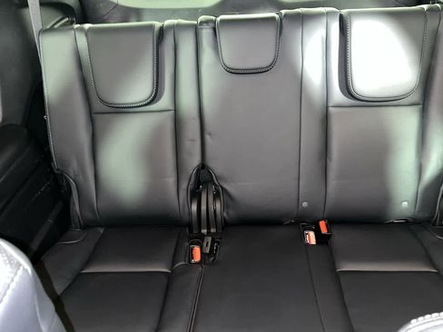 Used 2024 Subaru Ascent Limited image 25