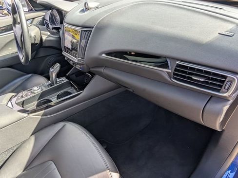 Used 2022 Maserati Levante Modena AWD/4WD image 13