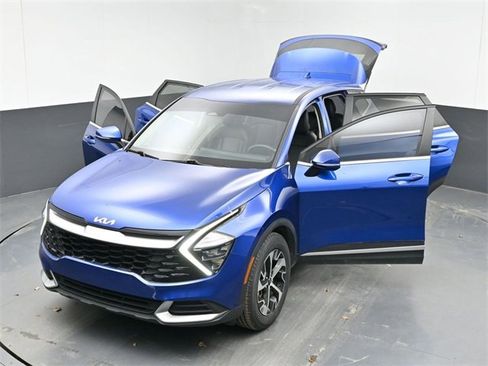 Used 2023 Kia Sportage EX image 54