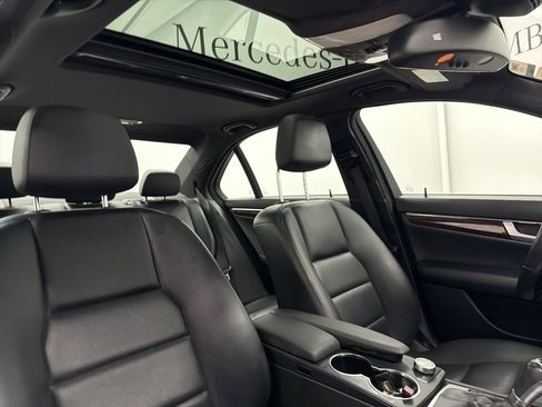 Used 2013 Mercedes-Benz C 250 Sedan image 29