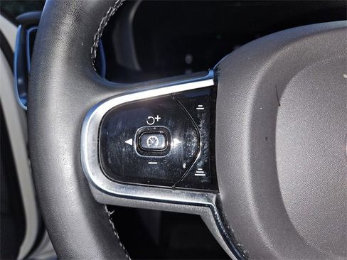 Used 2023 Volvo V60 B5 Cross Country Plus w/ Protection Package Premier image 18