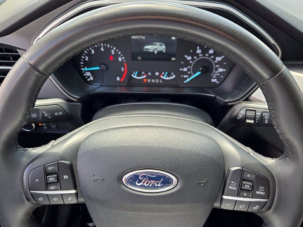 Used 2022 Ford Escape SE w/ Convenience Package FWD image 23