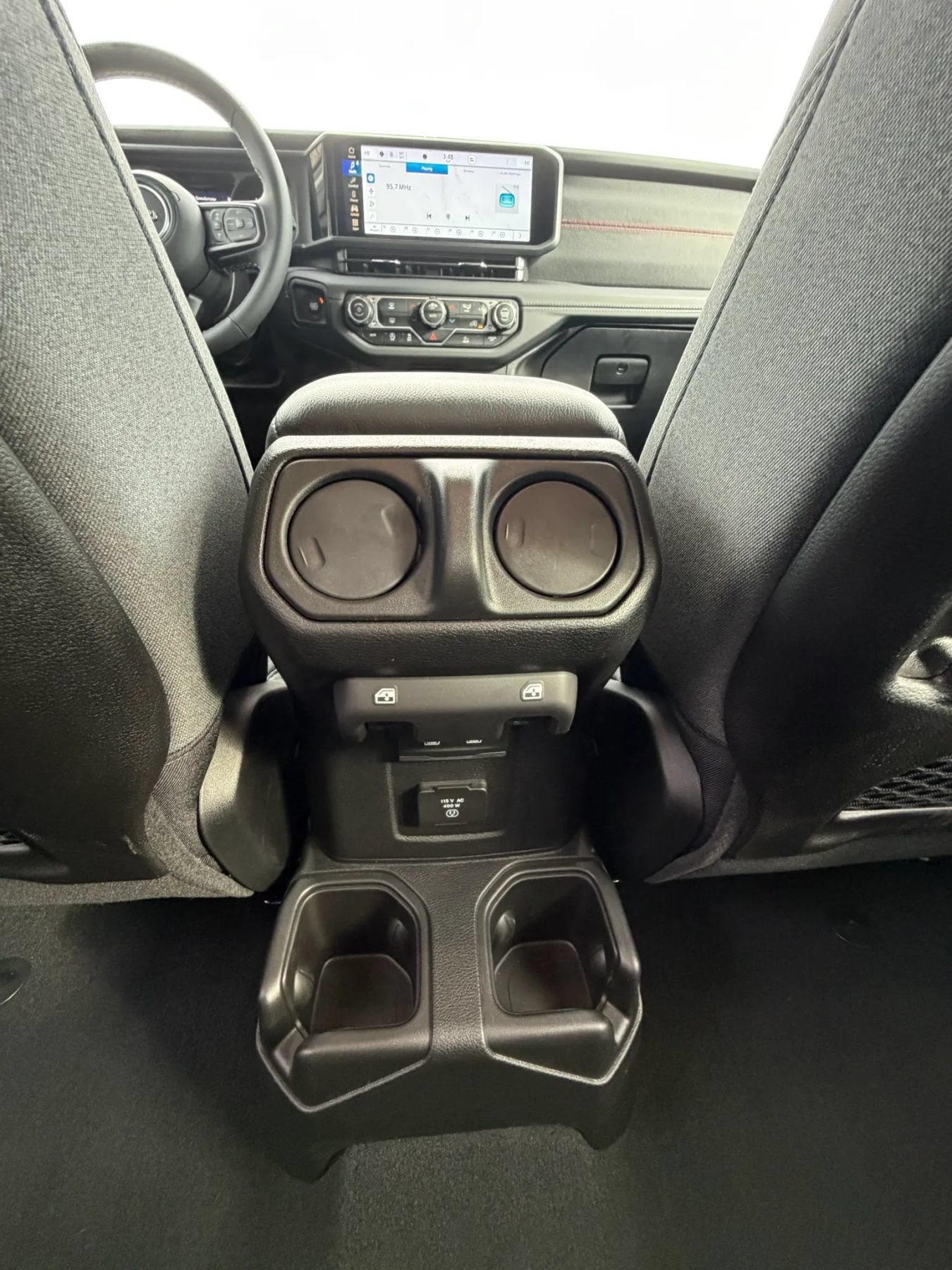 Used 2025 Jeep Gladiator Rubicon AWD/4WD image 20