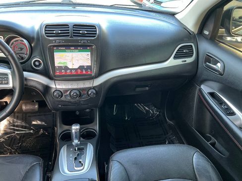 Used 2018 Dodge Journey GT AWD/4WD image 37