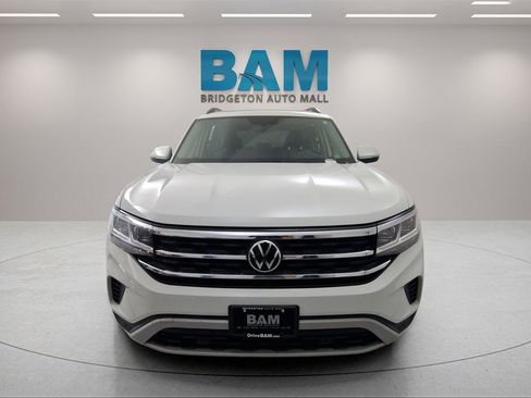 Used 2021 Volkswagen Atlas SE w/ Panoramic Sunroof Package image 2