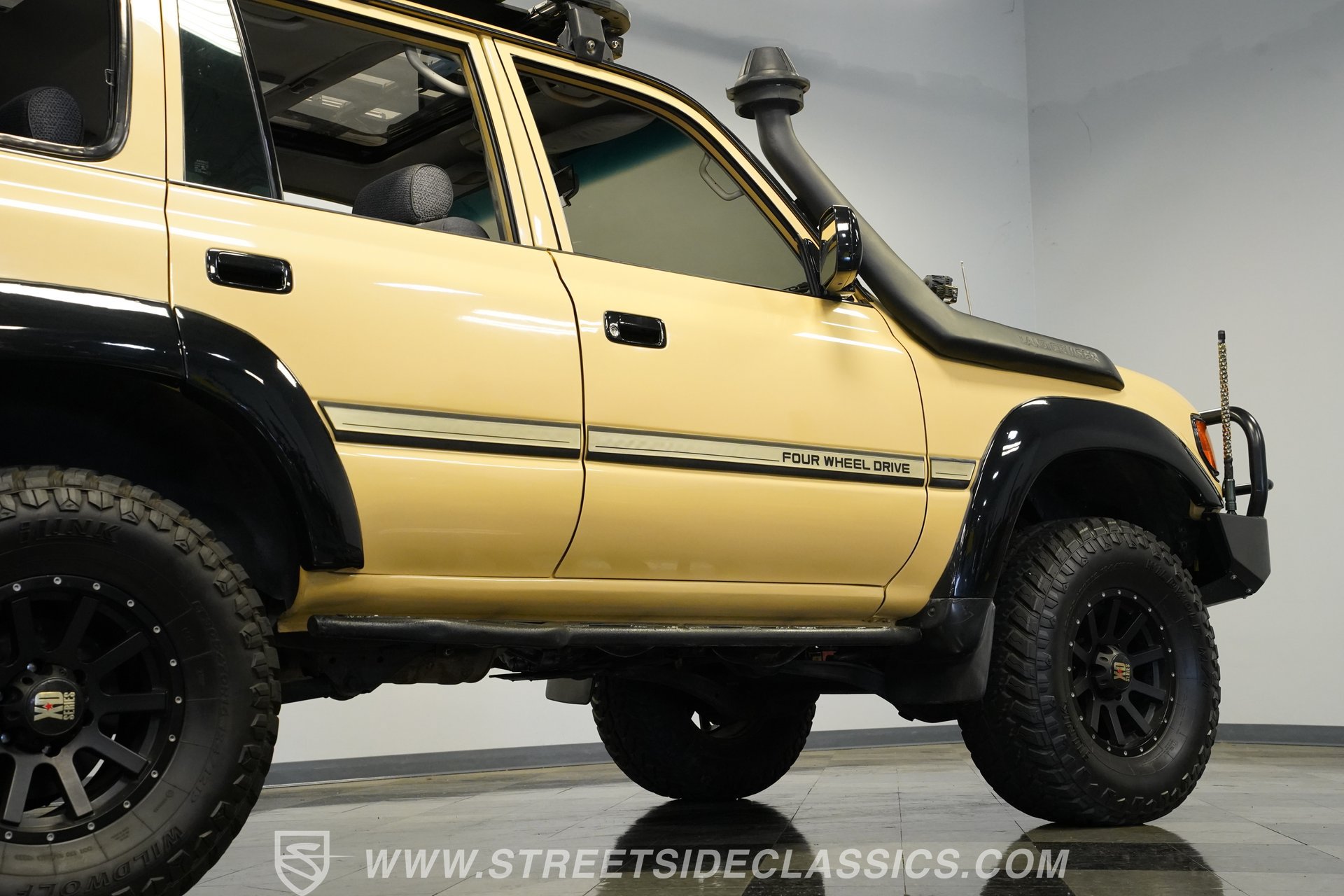 Used 1991 Toyota Land Cruiser AWD/4WD image 29