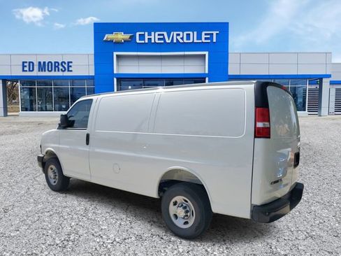 New 2026 Chevrolet Express 2500 RWD image 2