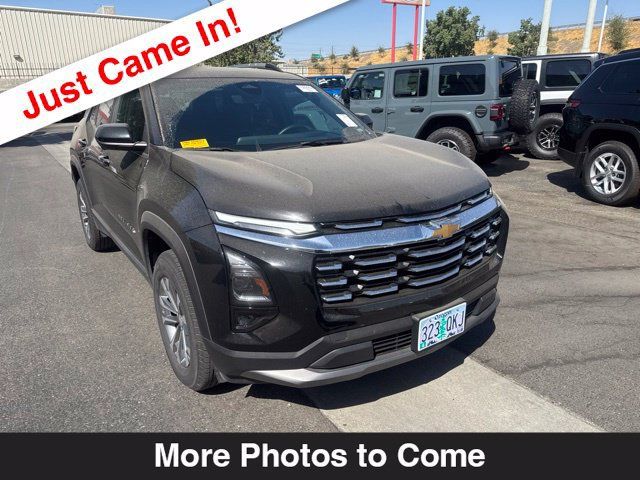 Used 2025 Chevrolet Equinox LT w/ Convenience Package II AWD/4WD image 8
