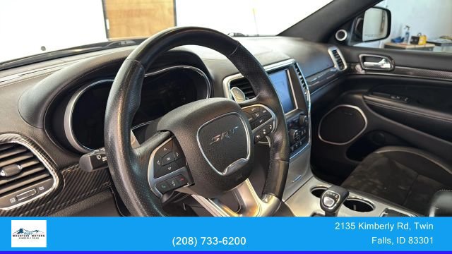Used 2015 Jeep Grand Cherokee SRT w/ Luxury Group II AWD/4WD image 15