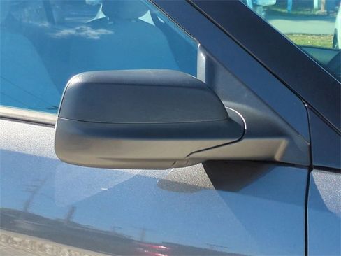 Used 2019 Ford Explorer XLT w/ Class III Trailer Tow Package image 12