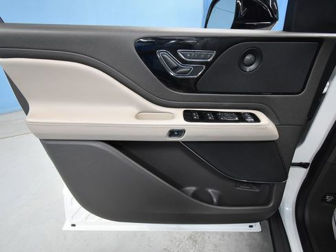 Used 2021 Lincoln Aviator Reserve w/ Elements Package Plus image 5