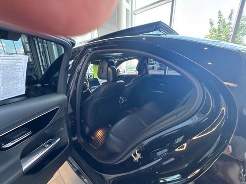 Used 2022 Mercedes-Benz C 300 4MATIC Sedan w/ AMG Line w/ Night Package image 24