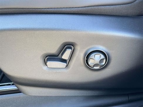 New 2026 Chrysler Pacifica Select image 29