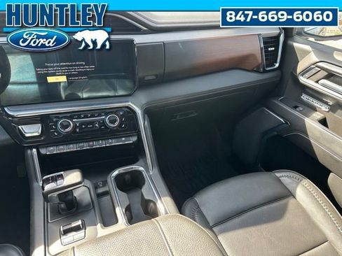 Used 2024 GMC Sierra 1500 Denali w/ Denali Reserve Package image 11