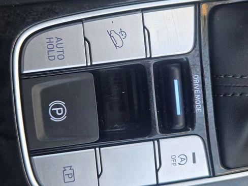 Used 2025 Hyundai Tucson SEL FWD image 28