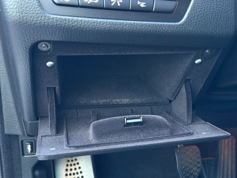 Used 2013 BMW M5 RWD image 39