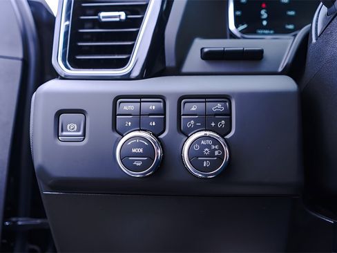 Used 2025 GMC Sierra 2500 Denali w/ Denali Reserve Package image 20