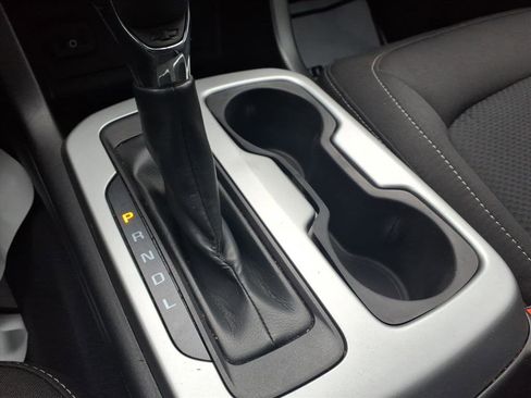 Used 2022 Chevrolet Colorado LT w/ LT Convenience Package image 27