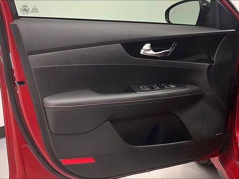 Used 2023 Kia Forte GT w/ GT2 Package image 21