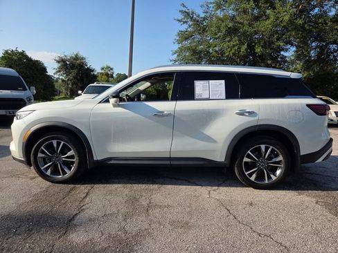 Used 2023 INFINITI QX60 Luxe w/ Performance Audio Package FWD image 4