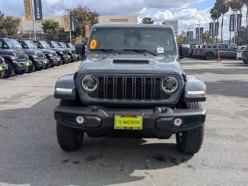 New 2026 Jeep Gladiator Sport image 2