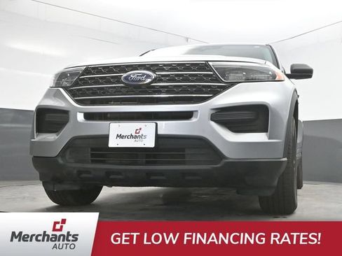 Used 2022 Ford Explorer XLT AWD/4WD image 34
