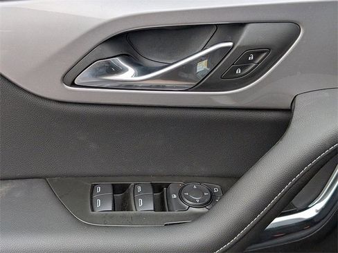 New 2026 Chevrolet Blazer LT image 18