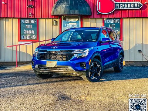 Used 2025 Kia Seltos S image 2