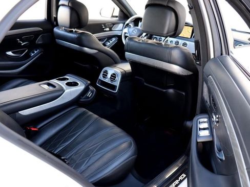 Used 2015 Mercedes-Benz S 63 AMG 4MATIC Sedan image 30