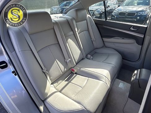 Used 2012 INFINITI G25 Journey image 18