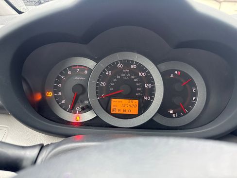 Used 2008 Toyota RAV4 Limited image 16