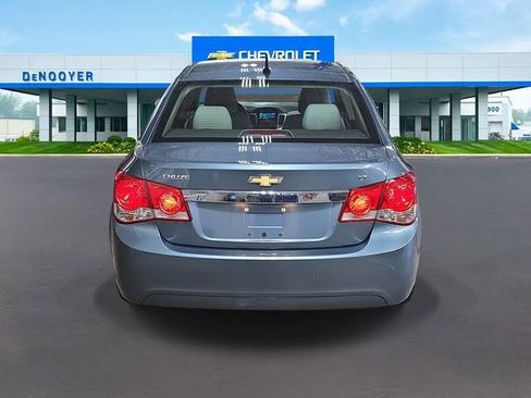 Used 2012 Chevrolet Cruze LT image 6