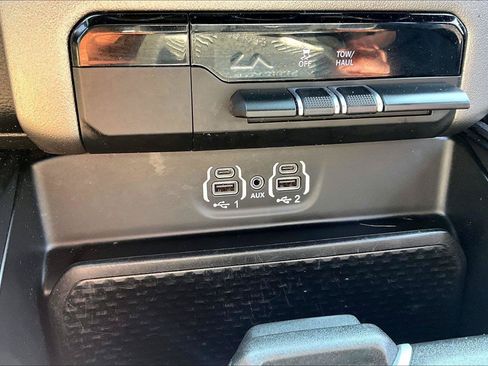 Used 2020 RAM 1500 Rebel AWD/4WD image 18